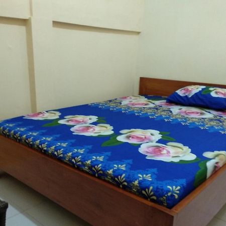 Kelapa Gading Homestay Syariah Redpartner Banyuwangi  Exterior foto