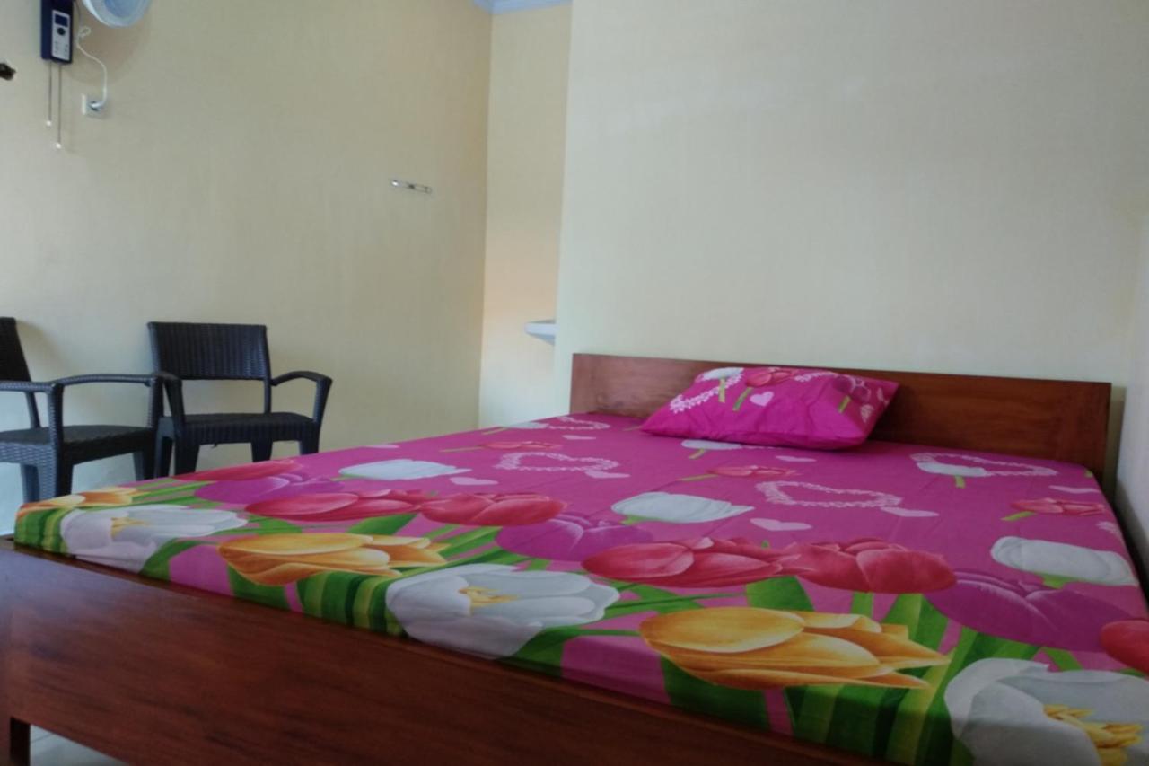 Kelapa Gading Homestay Syariah Redpartner Banyuwangi  Exterior foto