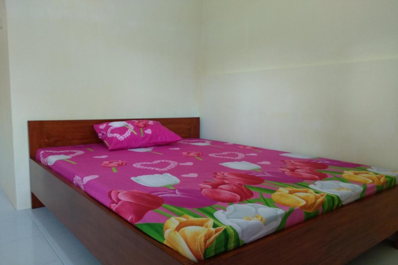 Kelapa Gading Homestay Syariah Redpartner Banyuwangi  Exterior foto